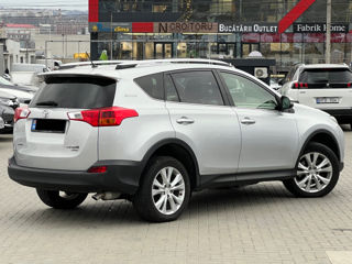 Toyota Rav 4 foto 4