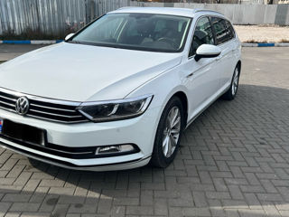 Volkswagen Passat foto 1