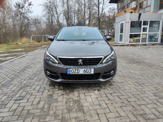 Peugeot 308 foto 2