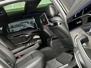 Audi A8 foto 14