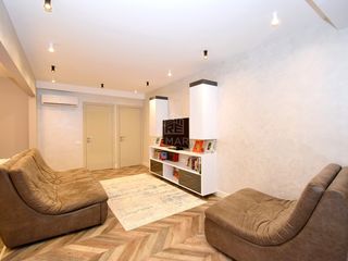 Apartament cu 3 camere, 93 m², Ciocana, Chișinău foto 5