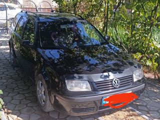 Volkswagen Bora foto 1