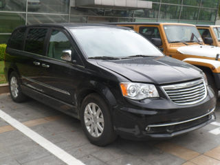 Chrysler Grand Voyager foto 10