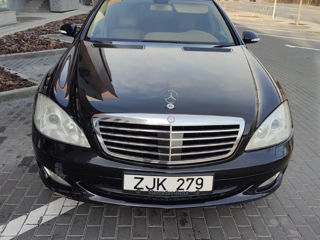 Mercedes S-Class foto 2