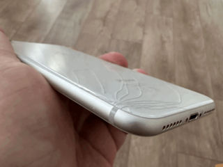 iPhone 8 alb. Sticla din spate crăpată. foto 7