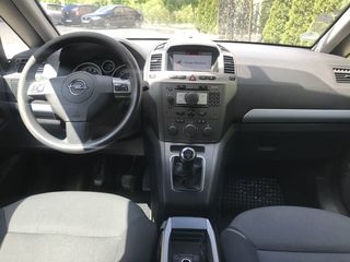 Opel Zafira foto 7