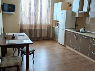 Apartament cu 2 camere, 64 m², Centru, Chișinău foto 8