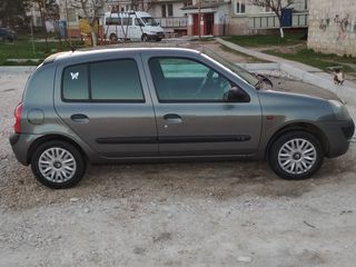 Renault Clio foto 3