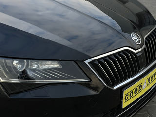 Skoda Superb foto 8