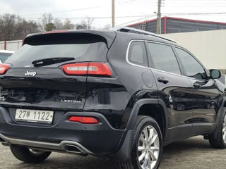 Jeep Cherokee foto 2