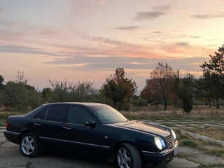 Mercedes E-Class