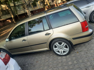 Volkswagen Golf foto 2