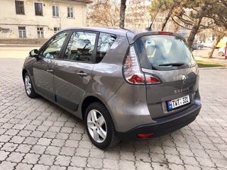 Renault Scenic foto 7