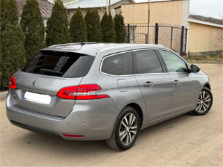 Peugeot 308 foto 4