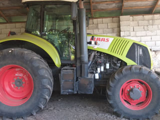 Claas axion 810 foto 2