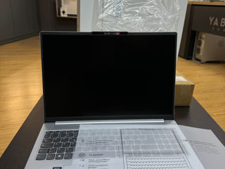 Lenovo IdeaPad Slim 5 16IRL8 foto 1