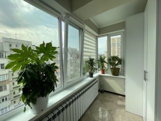 Apartament cu 2 camere, 110 m², Râșcani, Chișinău foto 3