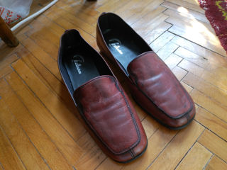 Туфли (коричневые, чёрные), сапоги женские б/у, отличное состояние. foto 1