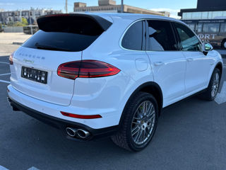 Porsche Cayenne foto 3