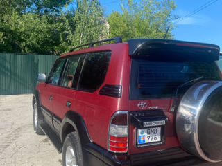 Toyota Land Cruiser Prado foto 9