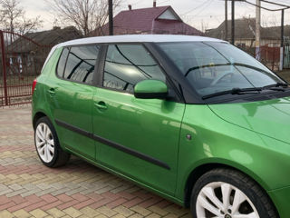 Skoda Fabia foto 2