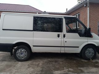 Ford Transit foto 1