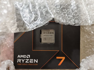 Amd ryzen 7 7700x box foto 1