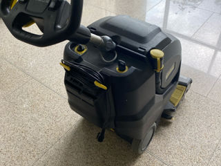 Mașină de spălat pardoseli  Karcher BR 45/22 C foto 3