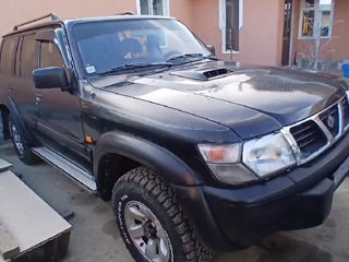 Nissan Patrol foto 3