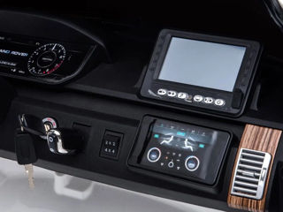 Машина аккумуляторная Range Rover Двухместная (4WD, МР4 планшет) foto 3
