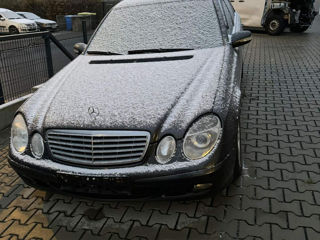 Mercedes E-Class foto 4