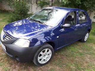 Dacia Logan foto 1