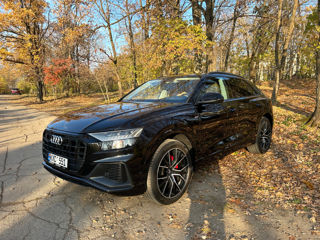 Audi Q8 foto 8