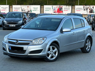 Opel Astra foto 4