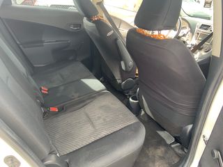 Toyota Verso-S foto 16