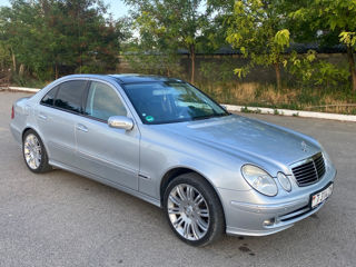 Mercedes E-Class foto 3