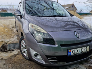 Renault Grand Scenic foto 3