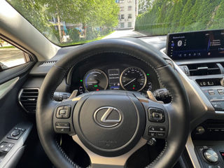 Lexus NX Series foto 8