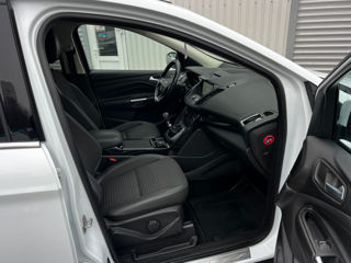 Ford Kuga foto 7