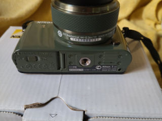 Фотоаппарат зеркальный редкий NIKON-1 S1 model