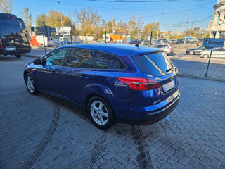 Ford Focus foto 2