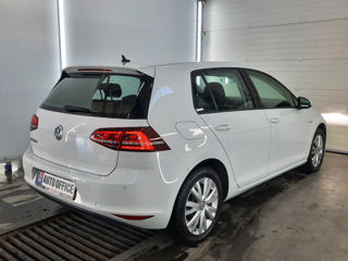 Volkswagen Golf foto 6