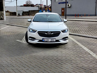 Opel Insignia foto 2