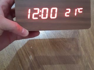 Деревянные часы с ЖК-дисплеем и будильником, настольные цифровые часы с голосовым управлением. foto 9