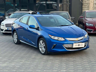 Chevrolet Volt фото 3