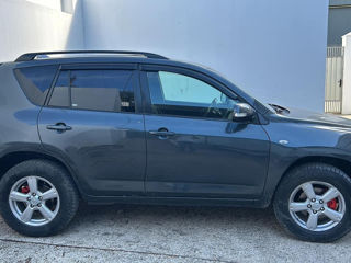 Toyota Rav 4 foto 3