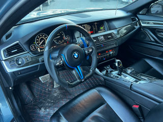 BMW 5 Series foto 10