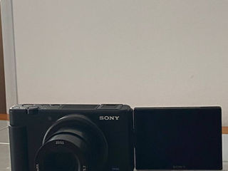 Продаю почти новый Sony ZV-1 foto 4