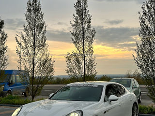 Porsche Panamera foto 2