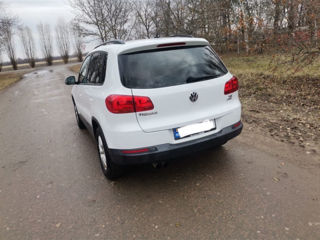 Volkswagen Tiguan foto 2